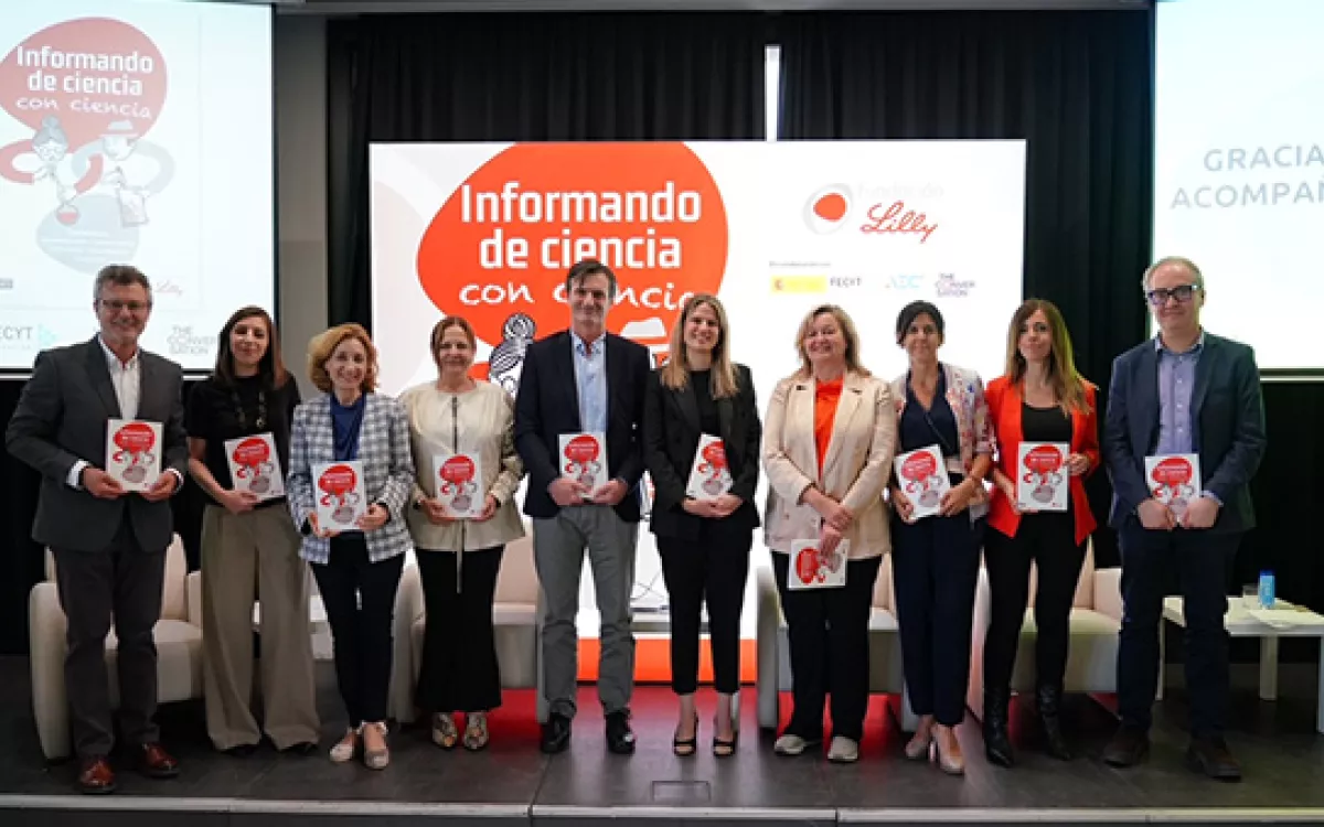 FECYT participa en la presentación de "Informando de ciencia con ciencia", un manual que aglutina las pruebas y las metodologías para informar mejor sobre ciencia