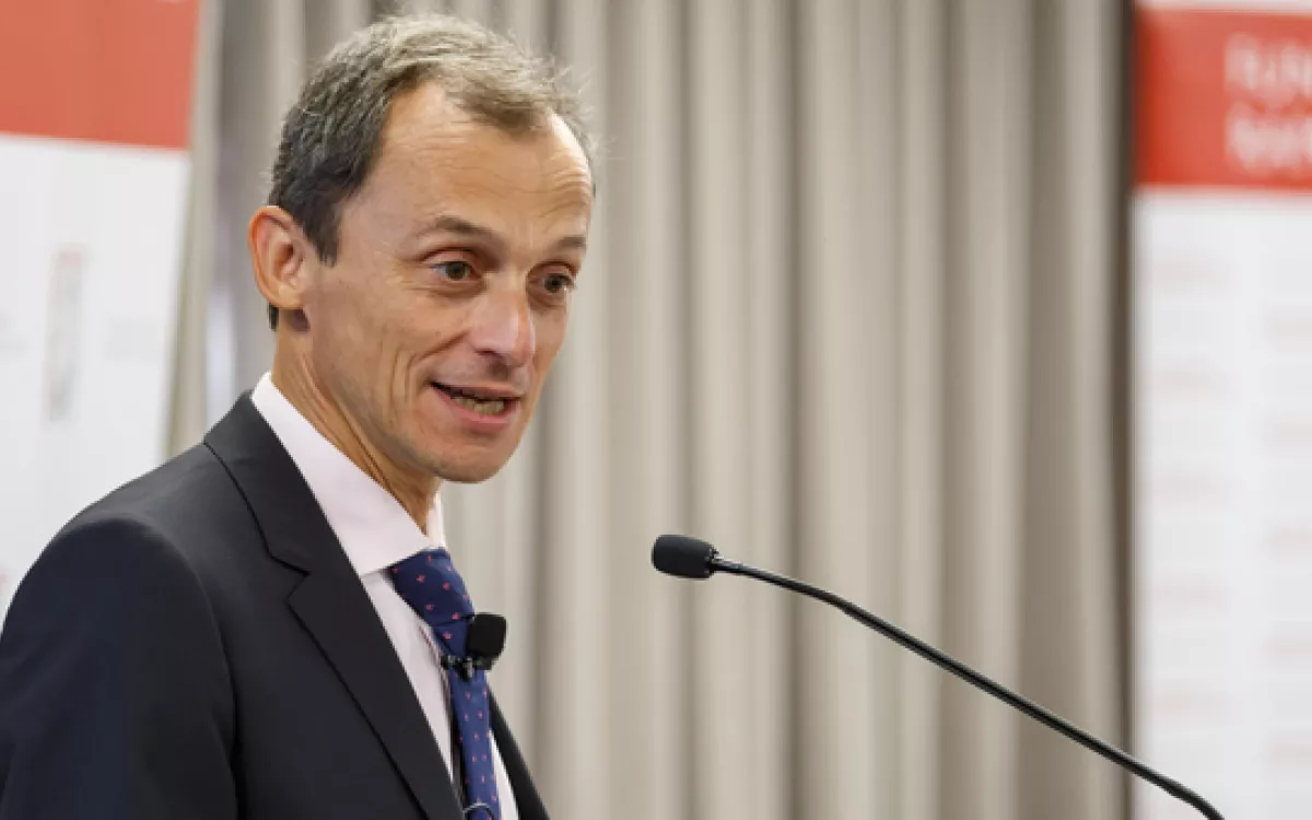 Pedro Duque apuesta por reforzar la diplomacia científica española