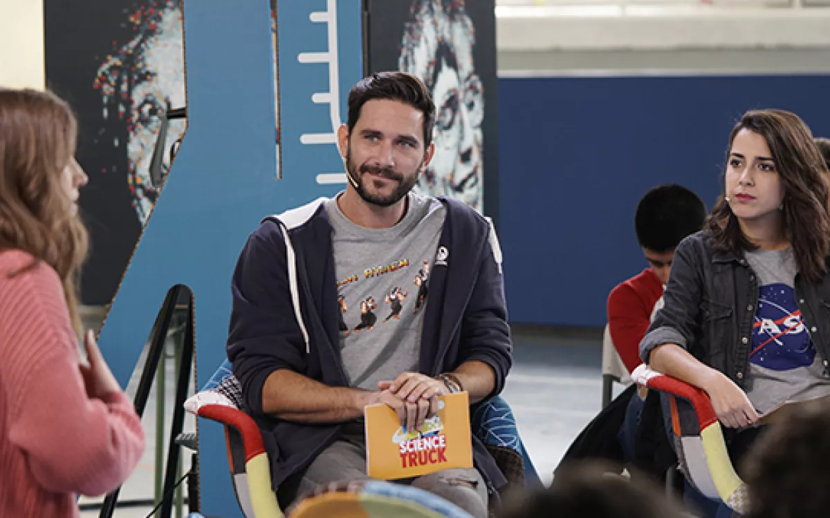 La biomedicina protagoniza el cuarto programa de Science Truck