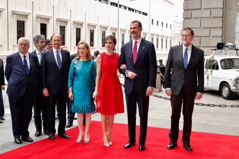 El MUNCYT presta un Seat 600 al Congreso de los Diputados