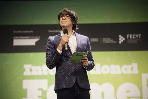 Más de 700 personas asisten a la semifinal de Famelab en Barcelona 