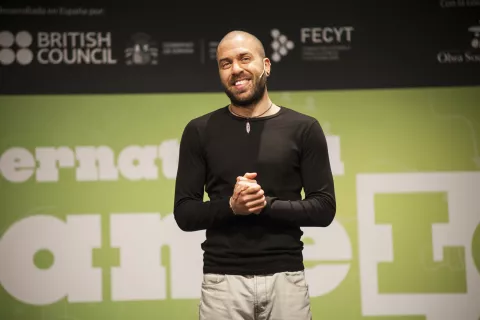 Más de 700 personas asisten a la semifinal de Famelab en Barcelona 