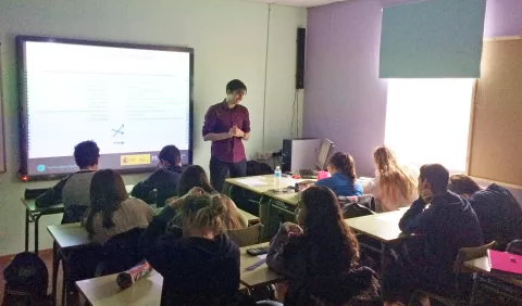 FECYT inicia el programa “Ciencia en el aula” en el que científicos e ingenieros visitan un Instituto en Londres