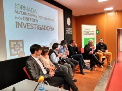 FECYT participa en la jornada “Alternativas profesionales en la carrera investigadora”  