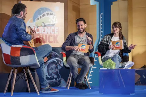 FECYT emite el tercer programa de Science Truck