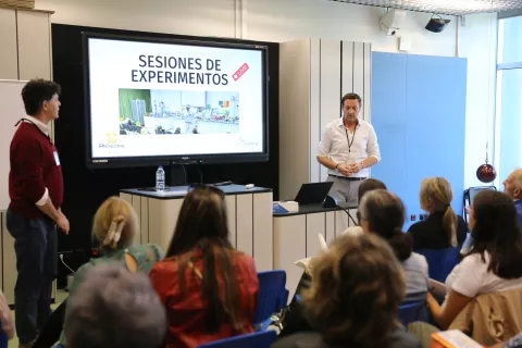 FECYT y el Instituto Nacional de Tecnologías Educativas y de Formación del Profesorado, reúnen a docentes de toda España en el III Congreso Nacional Scientix