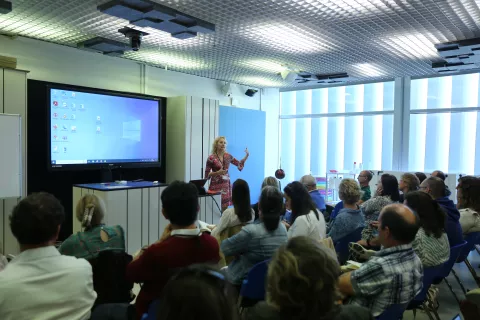 FECYT y el Instituto Nacional de Tecnologías Educativas y de Formación del Profesorado, reúnen a docentes de toda España en el III Congreso Nacional Scientix