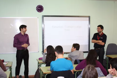 “Ciencia en el aula” muestra el cambiante mundo de  la tecnología y las telecomunicaciones