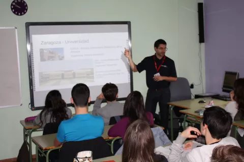 “Ciencia en el aula” muestra el cambiante mundo de  la tecnología y las telecomunicaciones