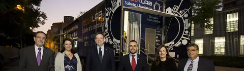 Movilab, el laboratorio científico sobre ruedas, llega a Vila-real