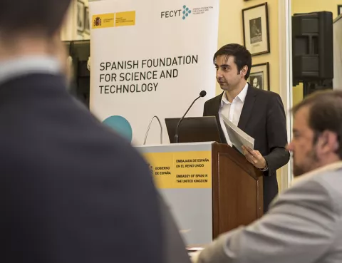 El primer intercambio entre científicos y diplomáticos termina con éxito en Londres