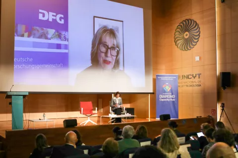 FECYT impulsa el acceso abierto diamante en Europa con el lanzamiento del European Diamond Capacity Hub 
