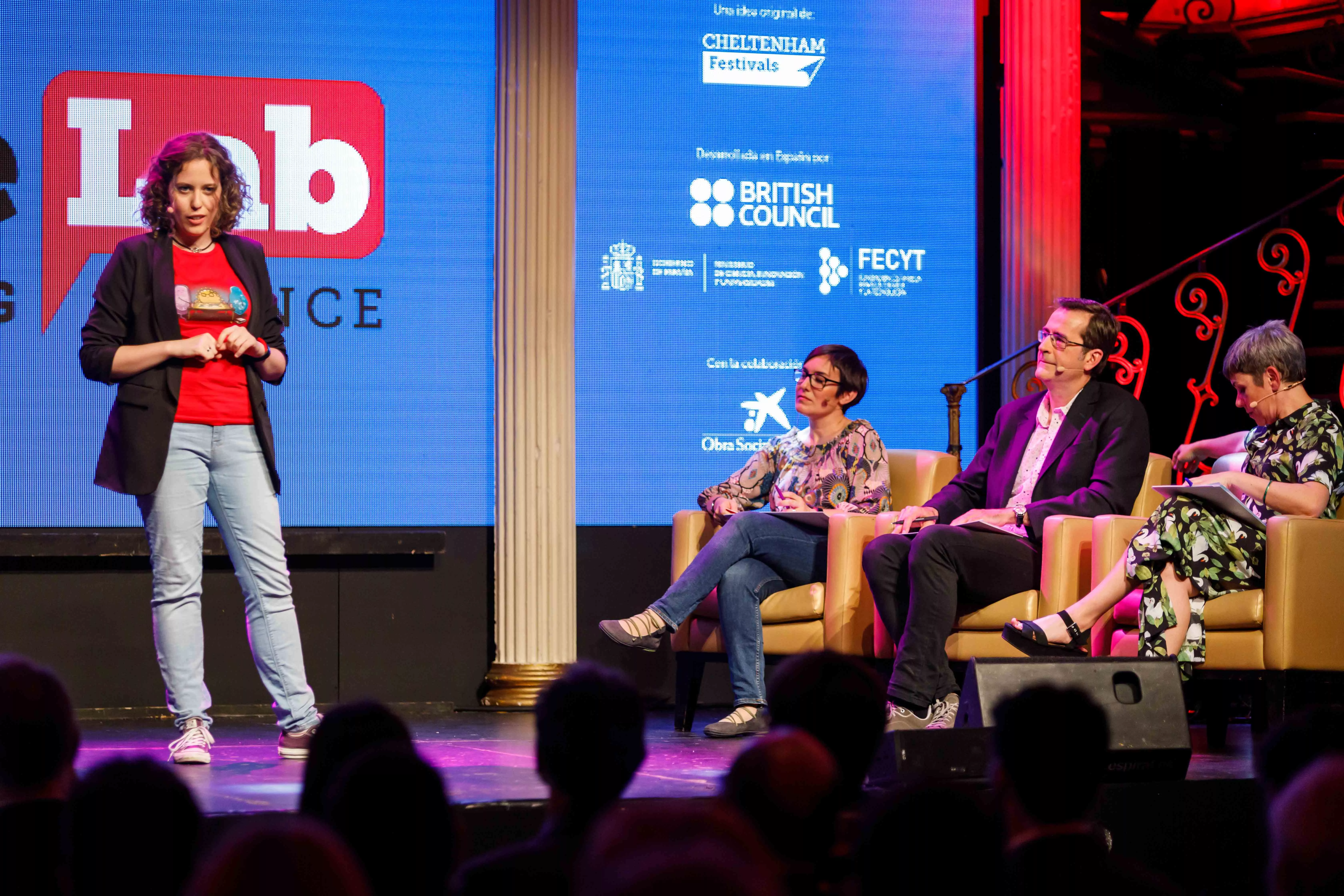 El físico Iñaki Echeverría representará a España en la final internacional de monólogos científicos FameLab 