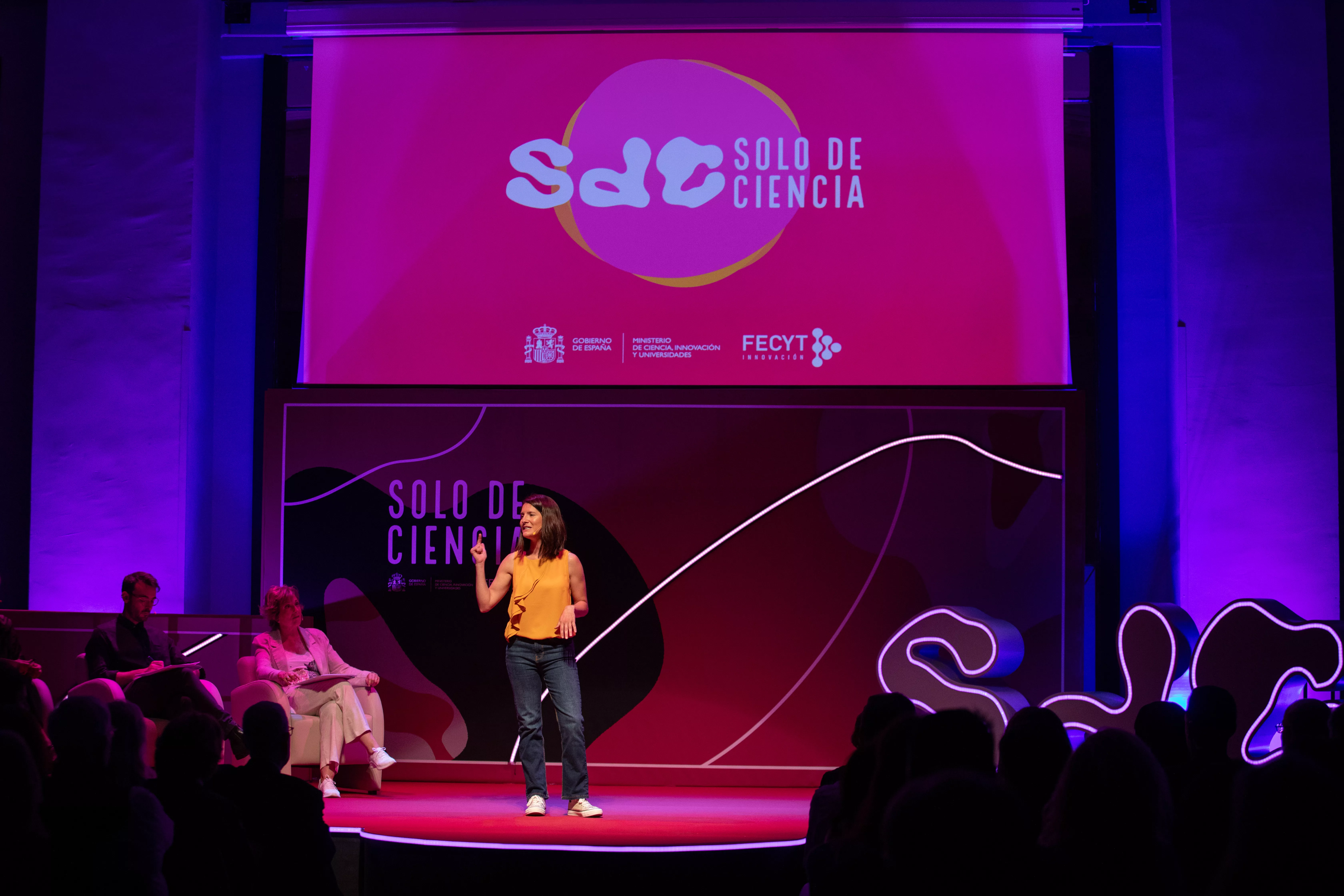 Jara Pérez representará a España en la final iberoamericana de “Solo de Ciencia”
