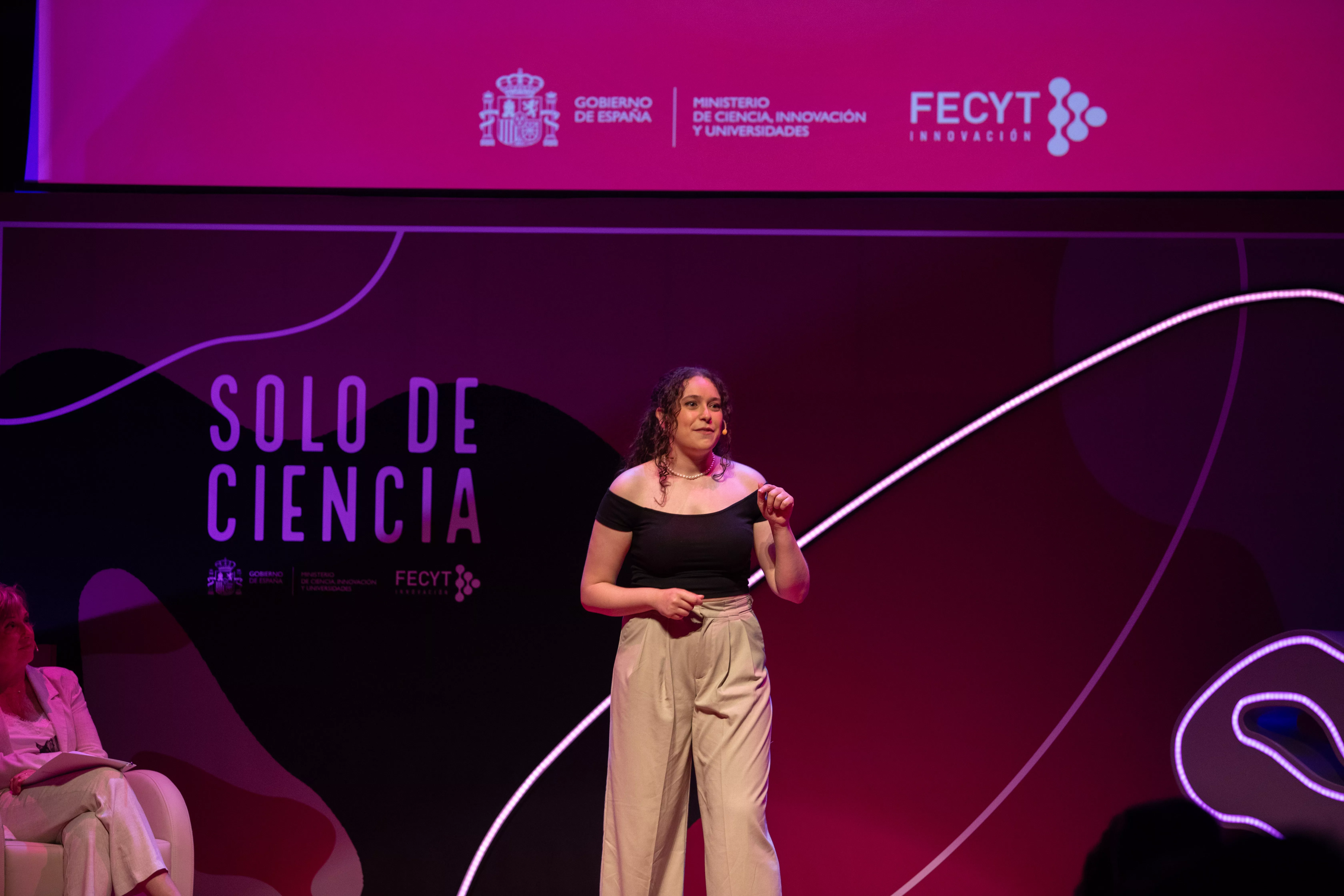 Jara Pérez representará a España en la final iberoamericana de “Solo de Ciencia”
