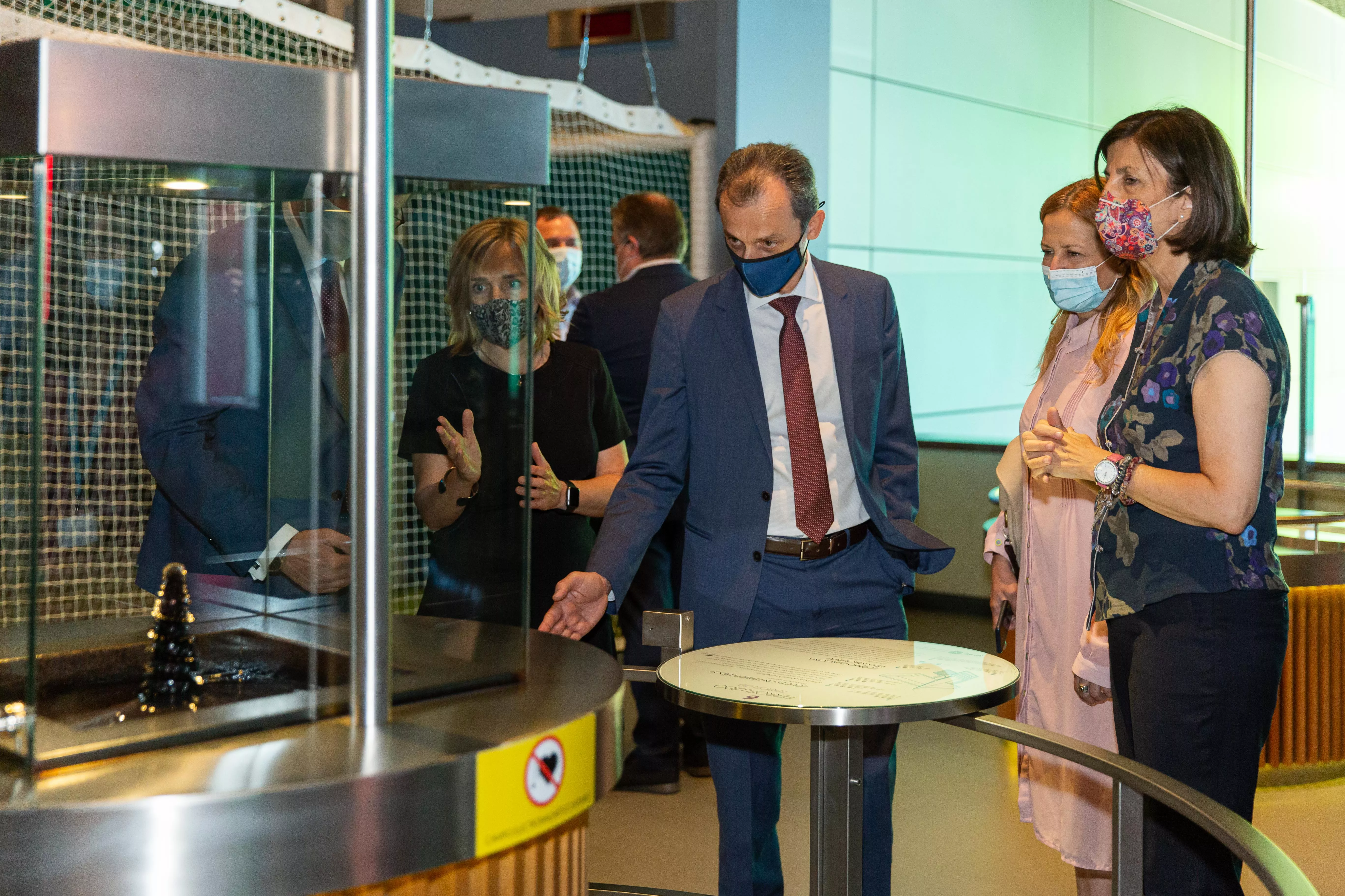 El Ministro de Ciencia e Innovación, Pedro Duque, visita la sede de Alcobendas del MUNCYT