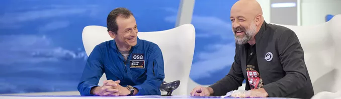 El astronauta Pedro Duque vuelve al espacio dentro de la nave de Órbita Laika
