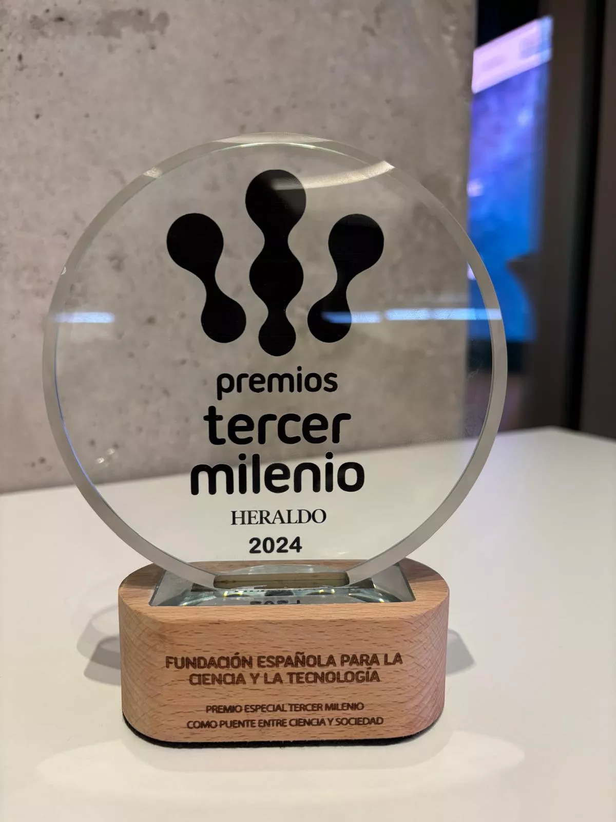  FECYT recibe el Premio Especial Tercer Milenio en reconocimiento a su labor como puente entre ciencia y sociedad 